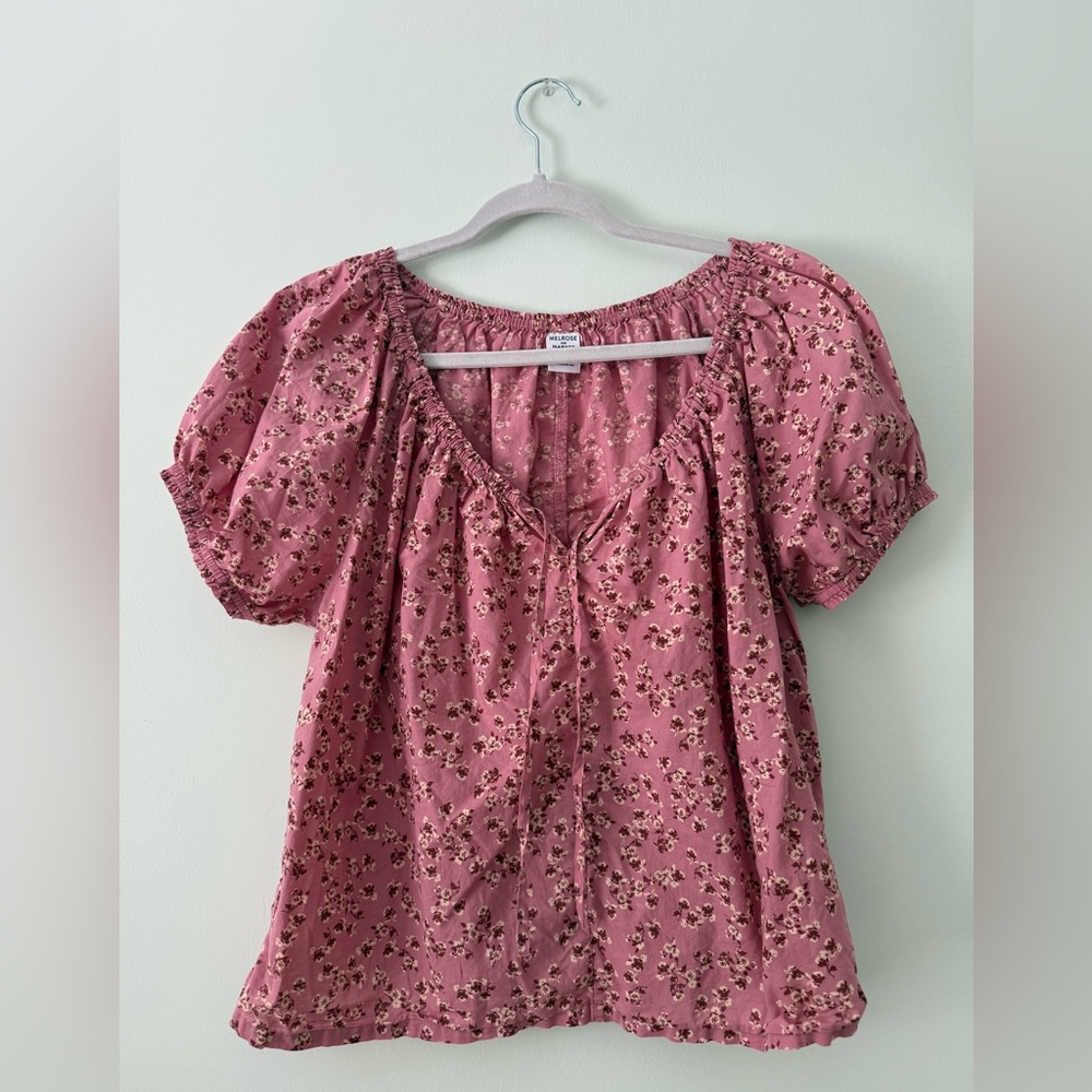 Melrose and Market Floral top